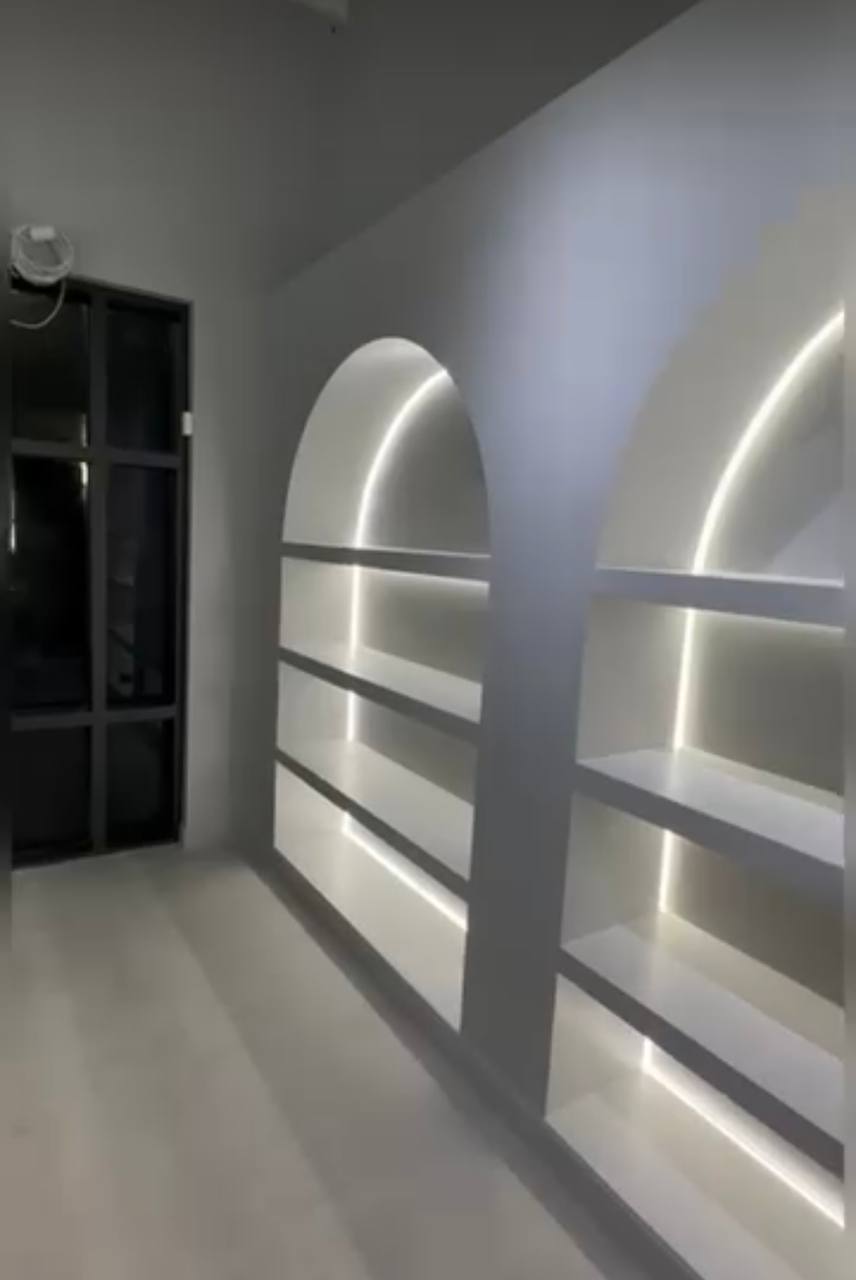 LED shelf lighting